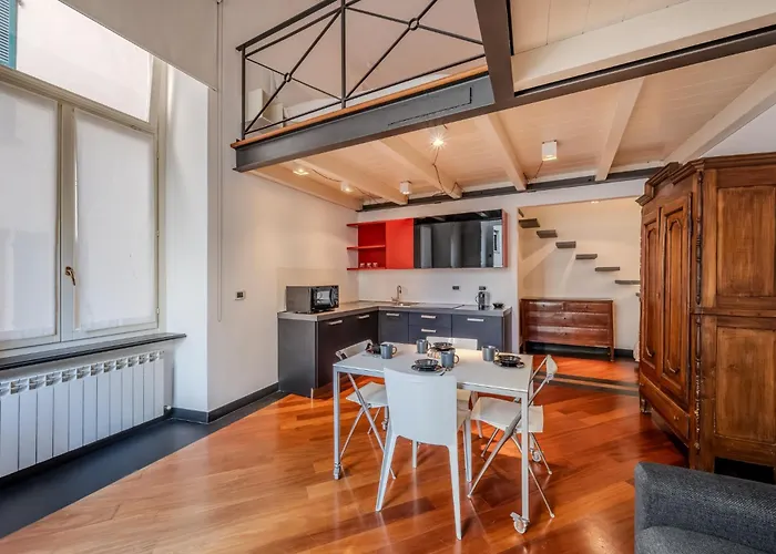 Center Chic Urban Retreat *