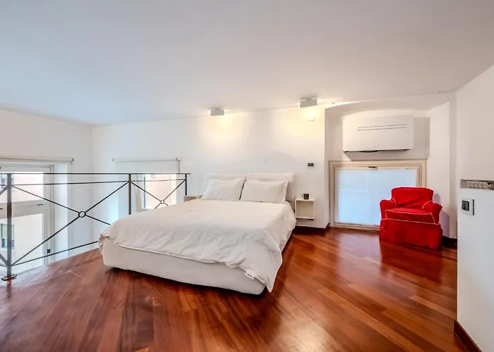 Center Chic Urban Retreat * Genova