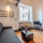 Center Chic Urban Retreat 아파트 제노바
