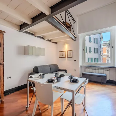 Center Chic Urban Retreat * Genoa