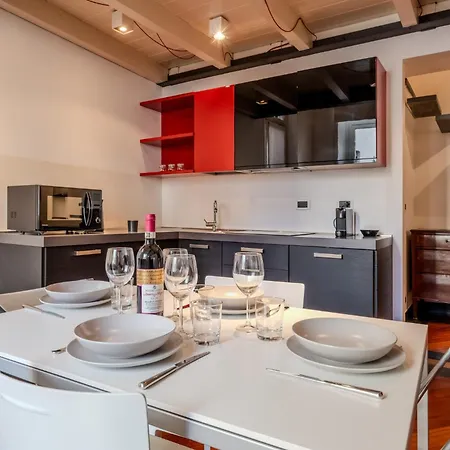 Center Chic Urban Retreat 아파트 *